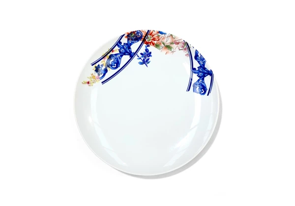 Memória I - Contemporary Porcelain Art by Eliézer Nascimento (2024)