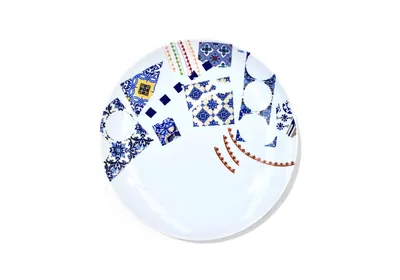Ruína I - Contemporary Porcelain Art by Eliézer Nascimento (2023)