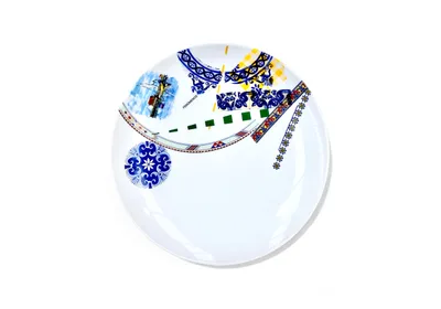 Ruína II - Contemporary Porcelain Art by Eliézer Nascimento (2023)